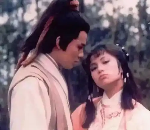 回顾金庸经典三十八名句,写尽江湖侠骨儿女情长
