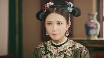 她是乾隆后宫最狠毒的女人,逼迫宫女自杀,却获得皇帝尊封