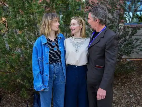 欧美三大尤物达科塔约翰逊玛雅劳拉琳妮写真大赏,非常养眼