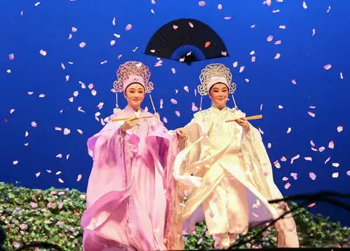 参与度越来越高,这届名家名剧月八成观众是中青年