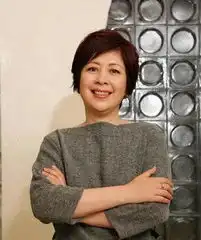 新红楼梦女星发展解析李小婉称人人有定位