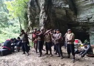 潘粤明主演管虎导演的鬼吹灯在恩施顺利杀青核心取景地是