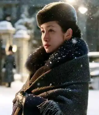 秦海璐45秒无声哭戏绝了出演张艺谋新片,她却谦虚自称笨演员
