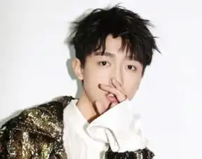 名字带坤的5位明星,别说你只知道蔡徐坤,最后一位颜值逆天
