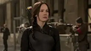 饥饿游戏终结篇将映大表姐来华宣传展个性
