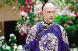传身价10亿冯绍峰回应我就是普通家庭的孩子
