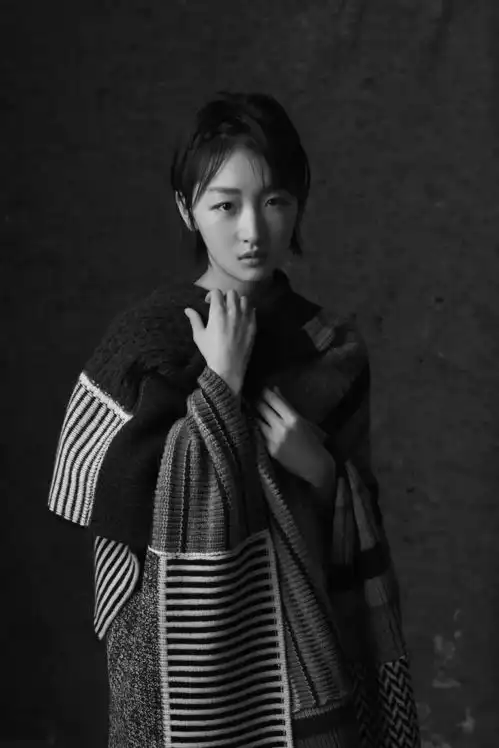 刘昊然吴磊关系不好周冬雨不拒资源吴昕又买热搜周渝民讲原则
