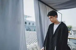 唐晓天上演屋顶无间道网友一人凑一桌麻将