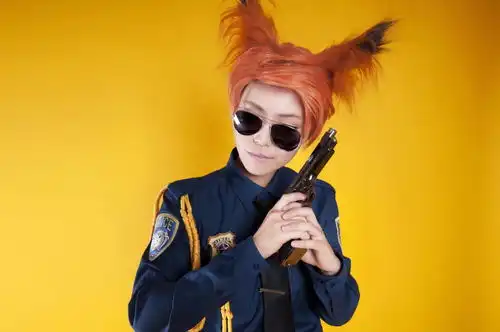 疯狂动物城nike狐狸cosplay
