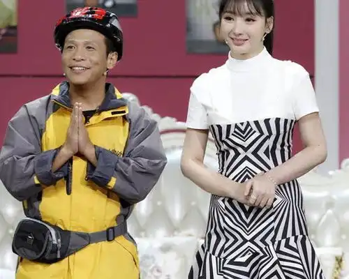 宋小宝的颜值巅峰,看了他年轻时期的照片后,对不起我笑出了猪叫