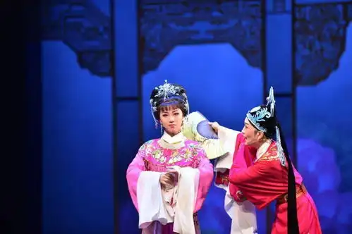 小百花越剧团有几个萧江小百花演出时间