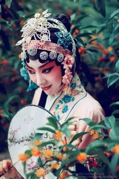 戏曲演唱的十二条技巧,收藏好准有用
