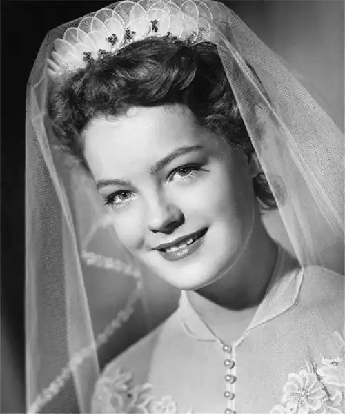 罗密施奈德真实旧照永远的茜茜公主,颠倒众生却永失挚爱
