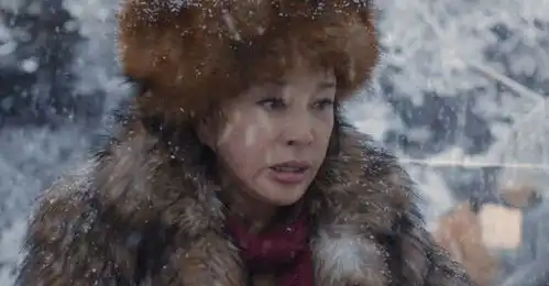 烂70岁刘晓庆翻拍智取威虎山差评一片,首日票房仅49.6万
