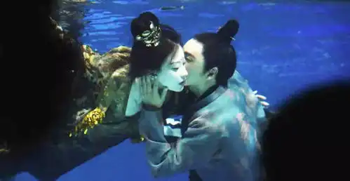 太撩了陈坤倪妮十指相握情不自禁,网友瞒不住了,赶紧承认吧
