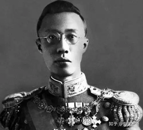 刻度眼镜推荐之复古马鞍款
