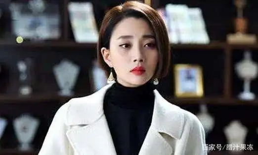 女演员不仅有少女的感觉,且有自然感独立感和厚重感