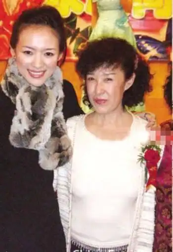 隐瞒7年,章子怡抛弃撒贝宁的真实原因曝光,原来与章妈妈无关