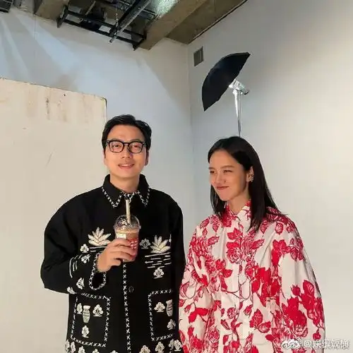 李东辉
