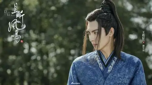 杨超越徐开骋上演唯美仙恋
