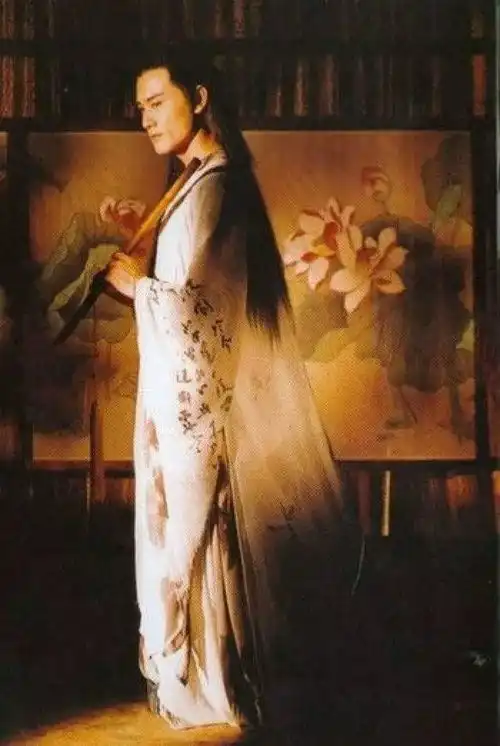 太平公主第一个爱上的男人薛绍,墓地被发现了网友纷纷给他留言
