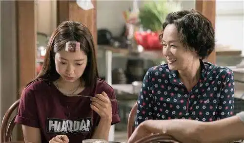 财阀家的小儿子即将大结局宋仲基李星民超催泪祖孙情
