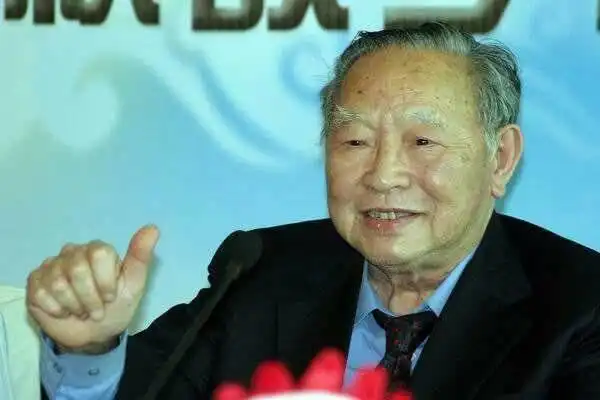 十年前的今天,武侠宗师梁羽生先生去世
