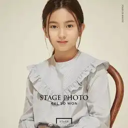 还记得七号房的礼物里的小女孩吗她现在长这样
