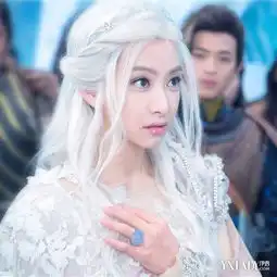 宋茜开撕杨洋两人感情遭曝光杨洋穿睡衣过生日