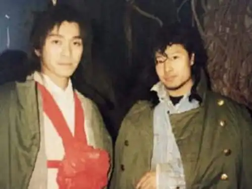 不曾公开的周星驰版大话西游片场花絮,最后朱茵那个眼神绝了