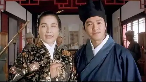 郑佩佩因病离世,享年78岁,4个儿女送别华夫人最后一程