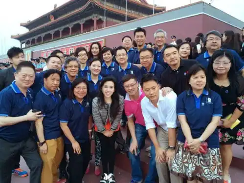 潮籍香港酒店大亨罗旭瑞以身作则,爱女罗宝文才貌双全