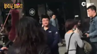 头号玩家男星被捕醉酒谎报火车上有炸弹
