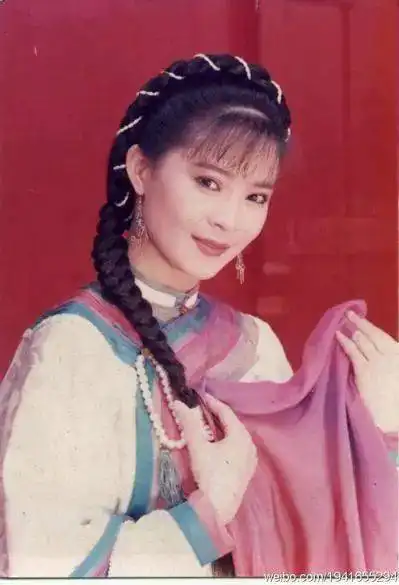 琼瑶女郎传奇之戏假情真上