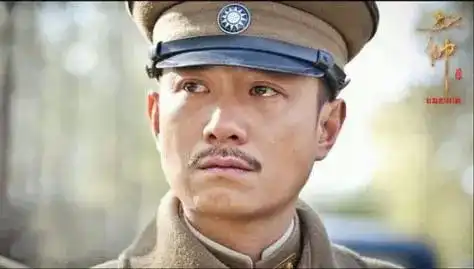 1929年,张学良给杨宇霆的父亲祝寿,副官大喊总司令到