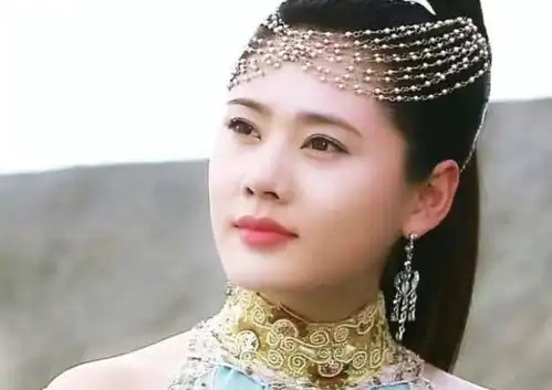 不怕反派坏,就怕反派长得美,高圆圆才排第二,第一实至名归
