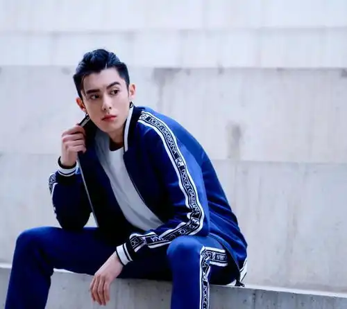 6位姓王的明星,别只知道王一博和王俊凯,这4位也是男神
