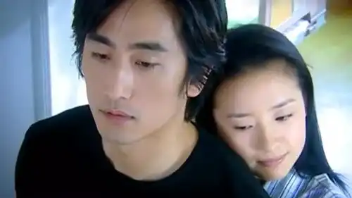 天若有情展颜看自己的疤痕,总裁却扭头回避,展颜你不敢看我
