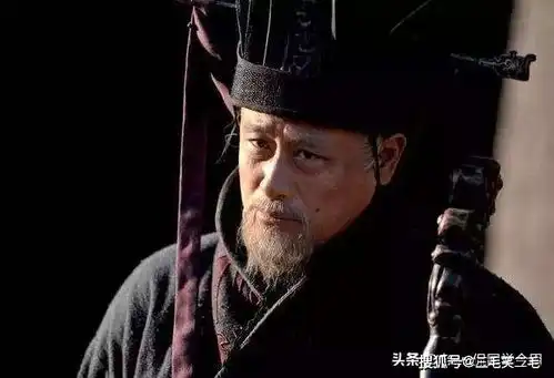 数次背主的许攸,立功后自命不凡,终遭老板的封杀
