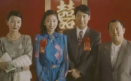 一刻甜蜜,十年兜兜转转,转身时,才发现哦,原来你也在这里
