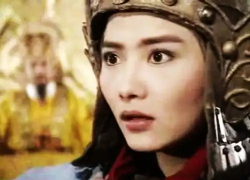 花木兰形象太经典,刘亦菲赵薇,袁咏仪杨丽菁侯梦瑶,你更喜欢谁