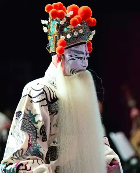 邓沐玮一切改革都从传统中来
