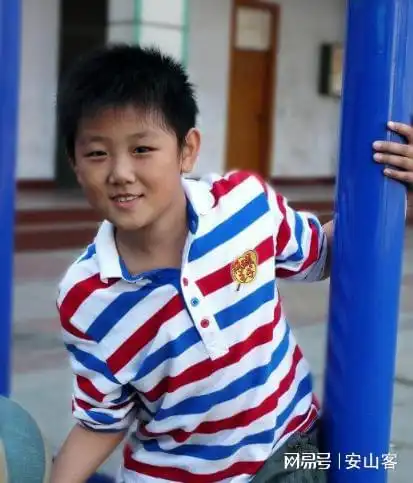 看到照片才猛然发现,原来这10位童星都悄然离世了,令人十分痛心