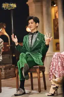 明星大侦探4王源变身调皮侦探何炅王鸥重现上海滩风情