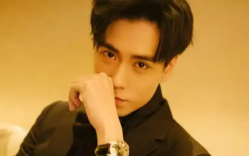 扒姨太爆料关晓彤加盟跑男菅纫姿造型另类窦靖童学王菲拍照胡一天新戏易主白宇有大制作了吴秀波师弟
