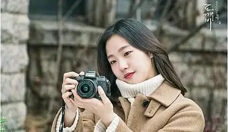 韩国主持人暗中讽刺中国人住在大草原,用毛笔写字,网友无知