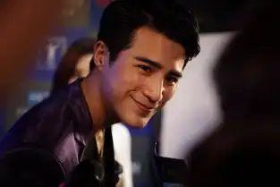 姜潮什么时候结了婚,身怀六甲的妻子麦迪娜又是谁
