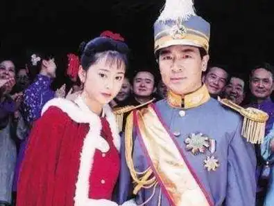 她是情深深雨蒙蒙第一美人,当红时嫁给穷小子,丈夫是宠妻狂魔
