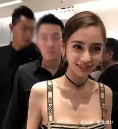 女明星到底有多瘦吴谨言80多斤不算啥,赵丽颖排骨胸才让人心疼
