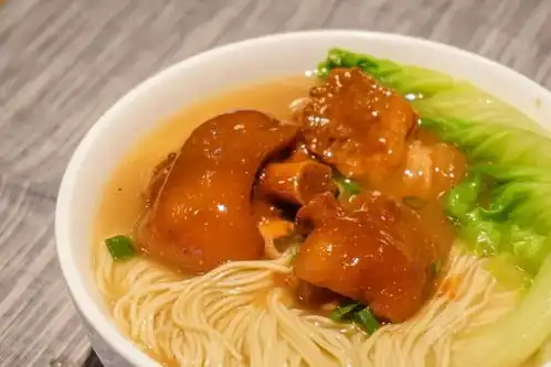 被狂飙带火的猪脚面,营养怎么样能养颜吗